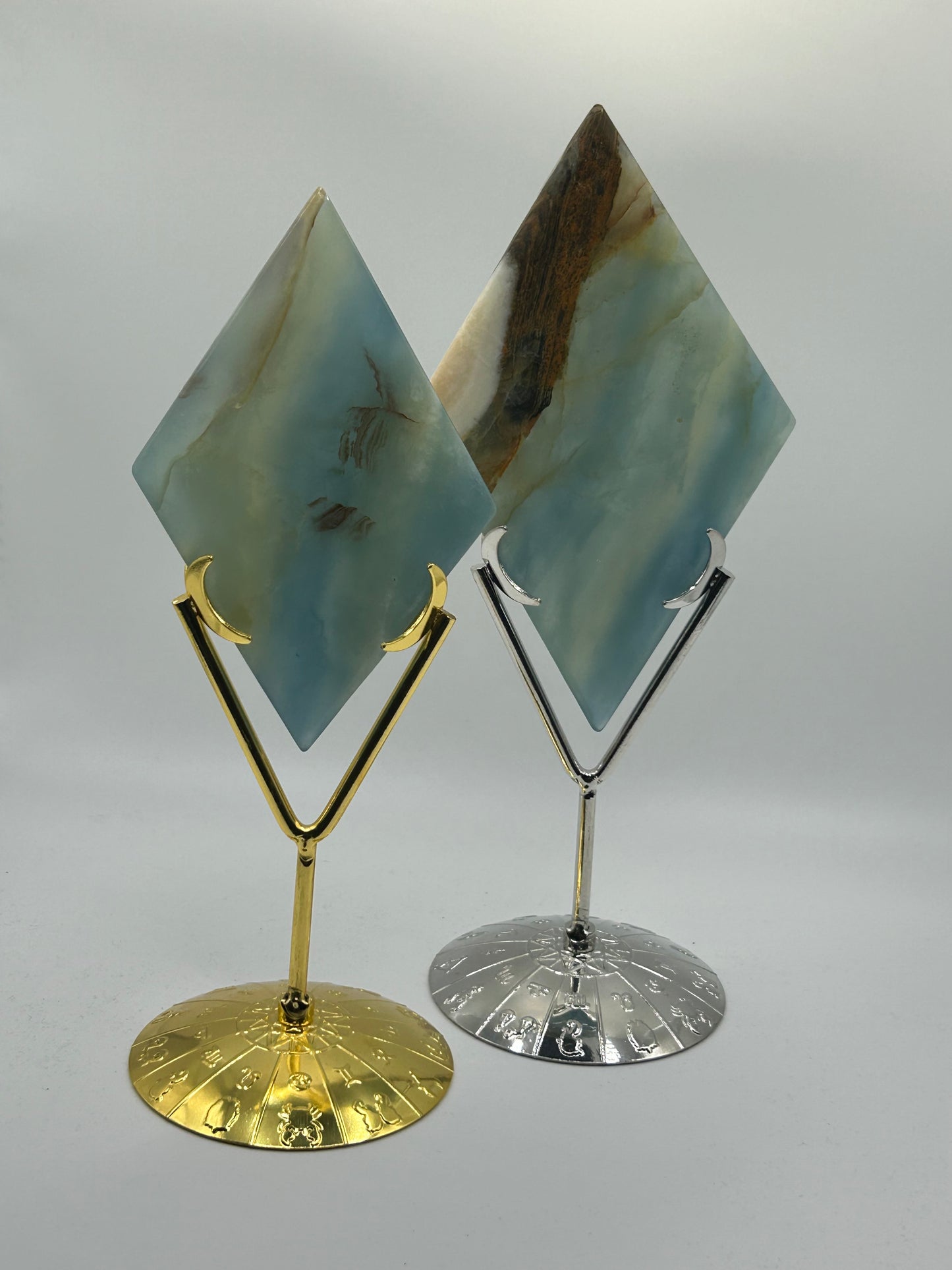 Diamond(s), Blue Onyx