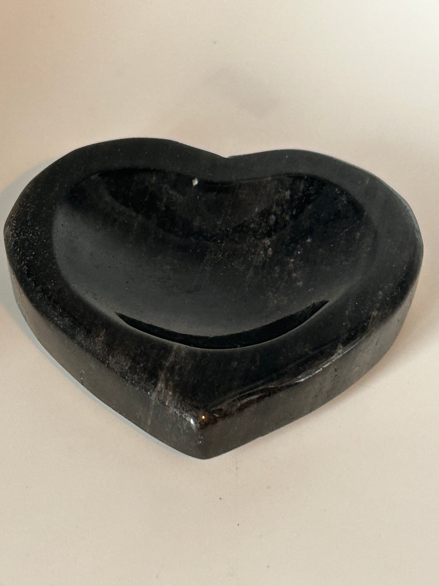 Bowl(s), Obsidian
