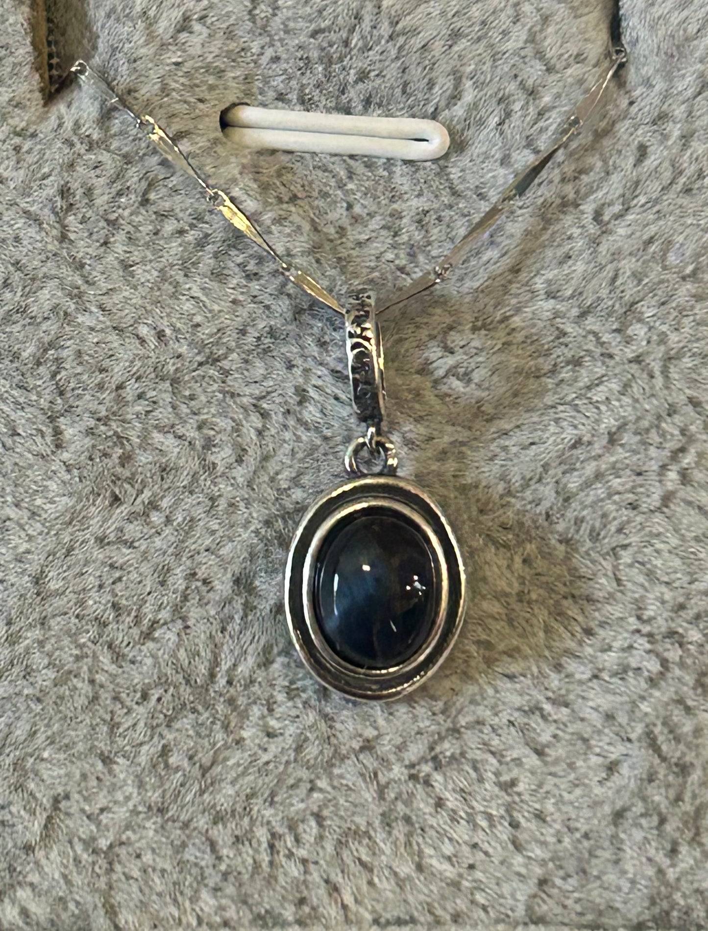 Necklace(s) - Pietersite
