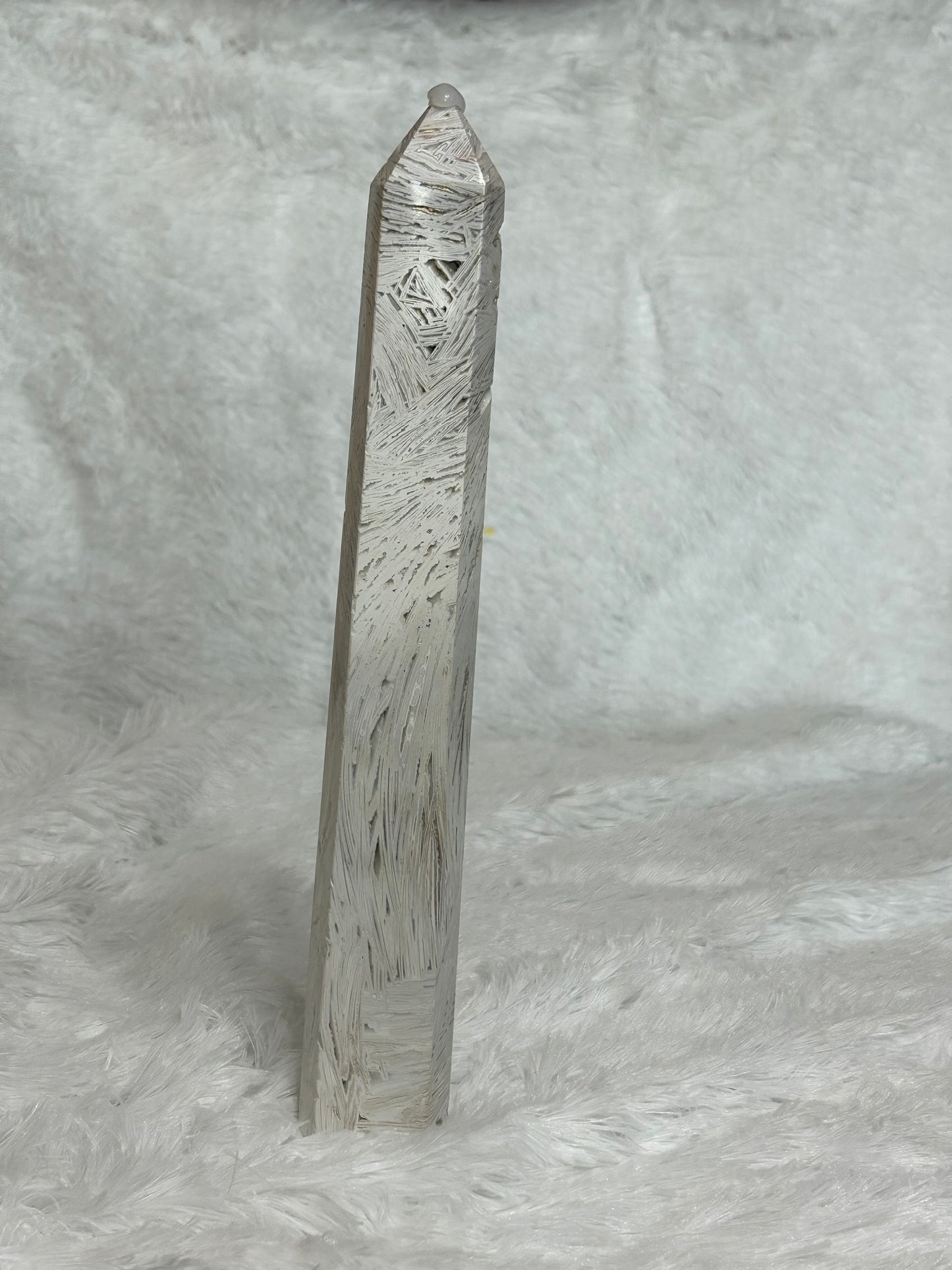 Tower(s) - Crazy Lace Agate - White