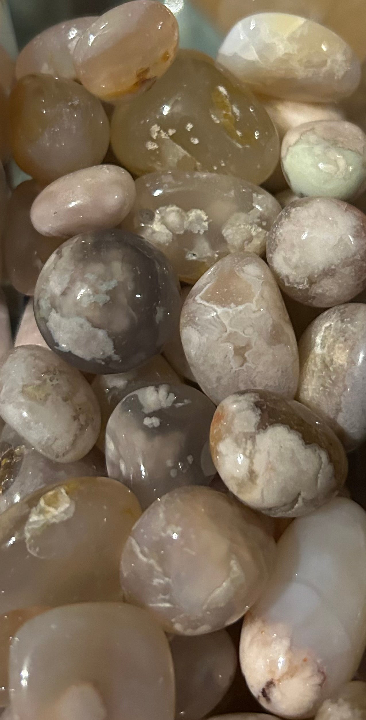 Tumble(s) - Flower Agate