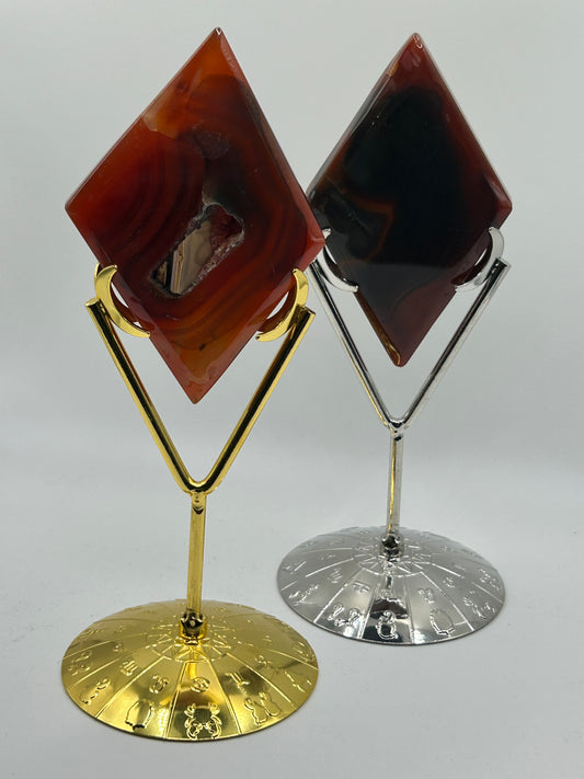 Diamond(s), Carnelian (Stand Included)