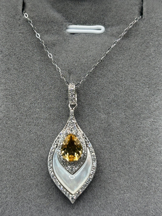 Necklace(s) - Citrine