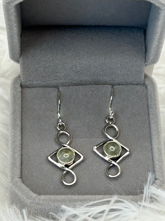 Earrings, Prehnite