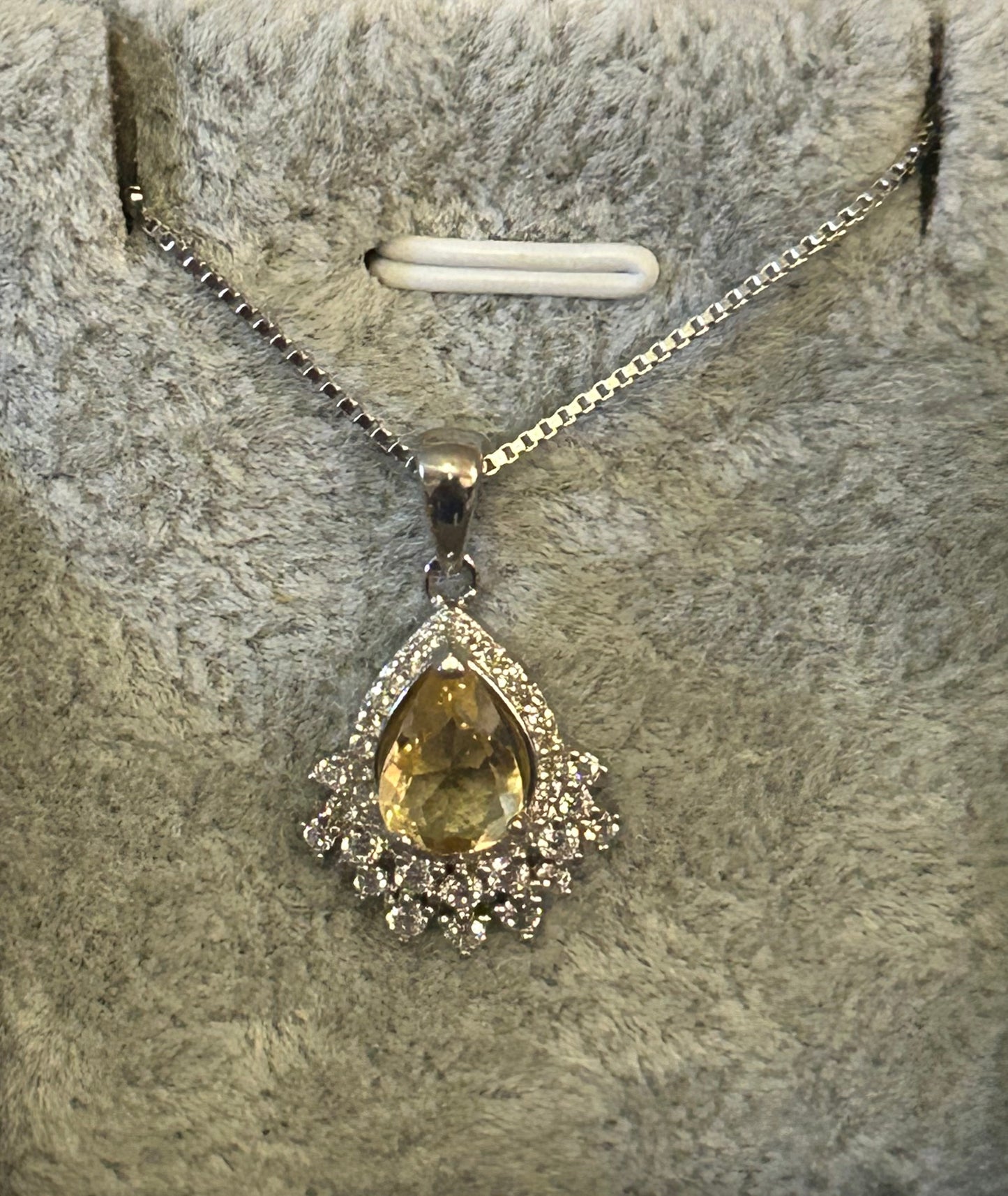 Necklace(s) - Citrine