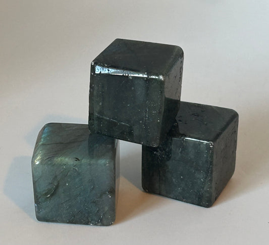 Cube(s) - Labradorite