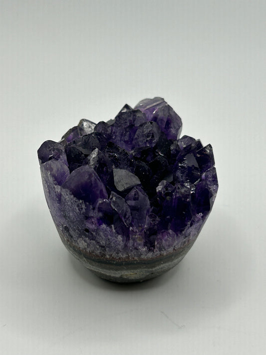 Free Form(s), Cut base - Amethyst Cupcake