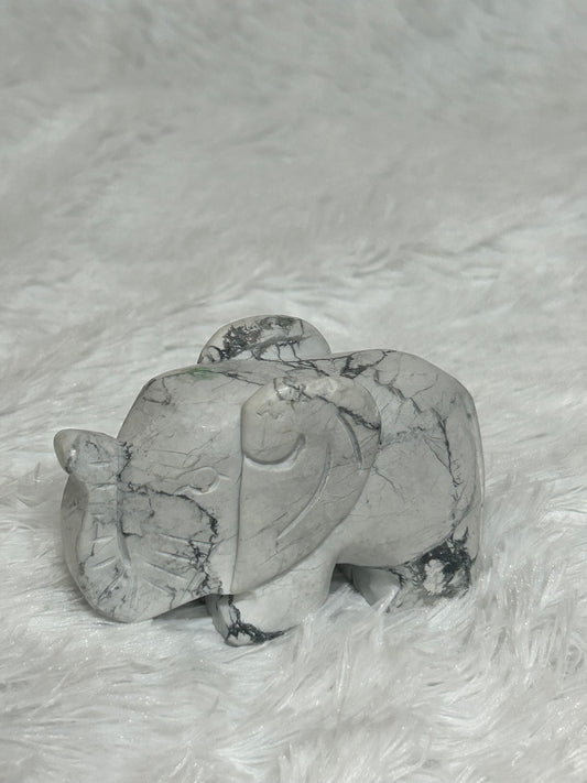 Elephant(s) - Howlite