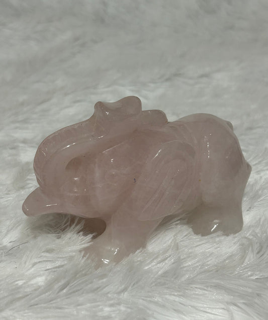 Elephant(s) - Rose Quartz