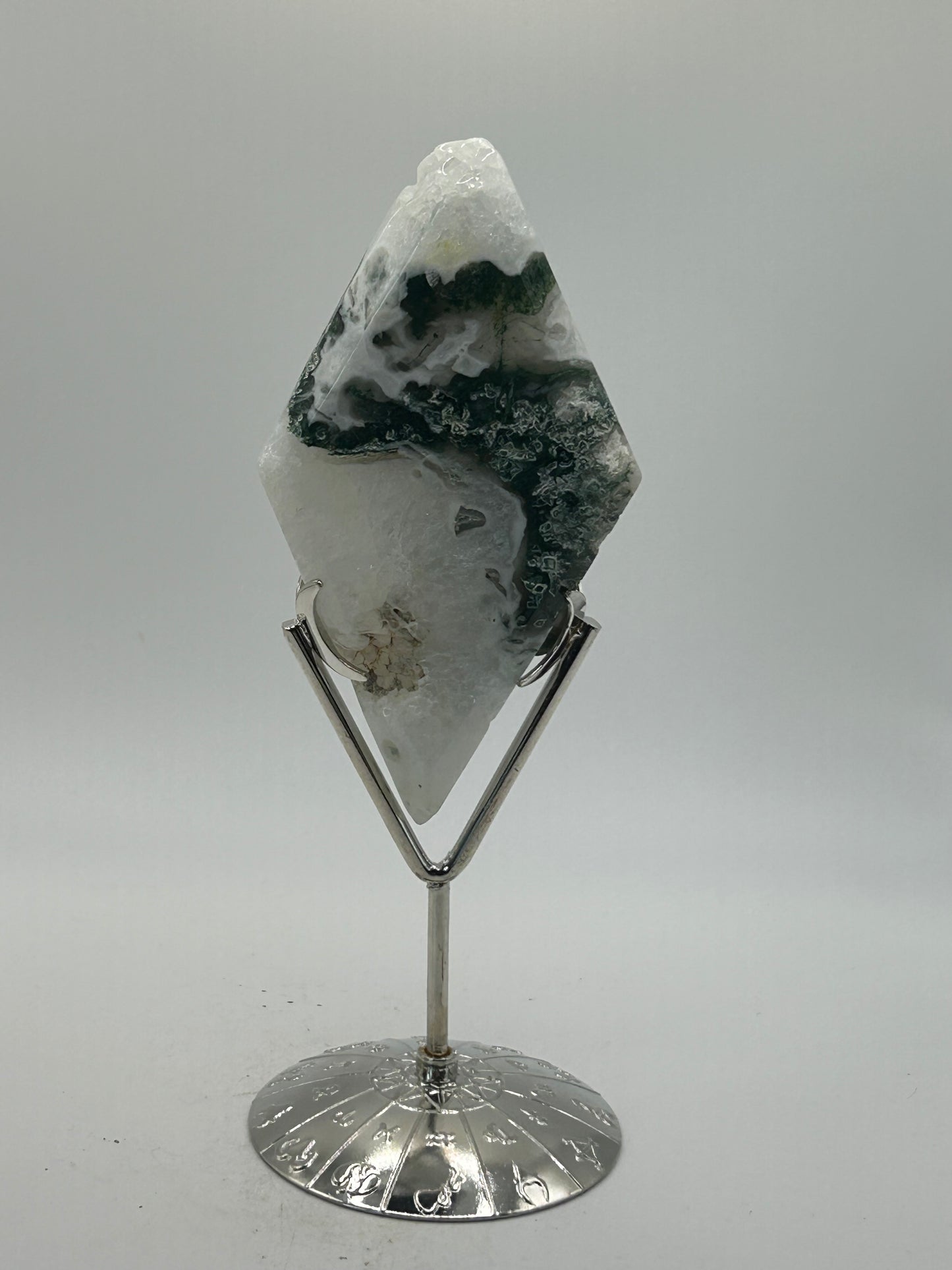 Diamond(s), Tree Agate [One stand included]
